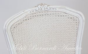 SE09 SL Parisian Chair White Lacquered Padded Seat And Backrest Vienna 05